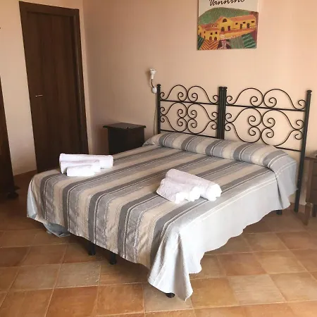 Le Sorelle Del Vino * Marzamemi