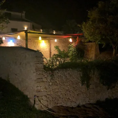 Le Sorelle Del Vino Agroturismo *