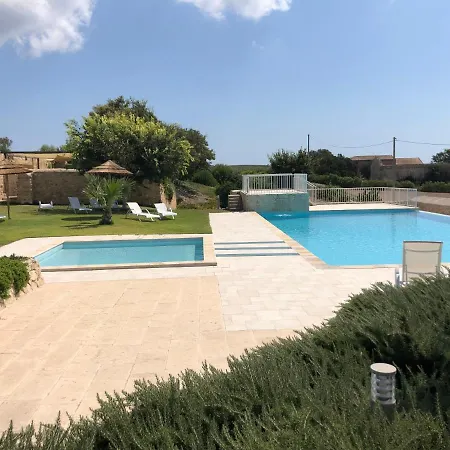 Agroturismo Le Sorelle Del Vino Marzamemi